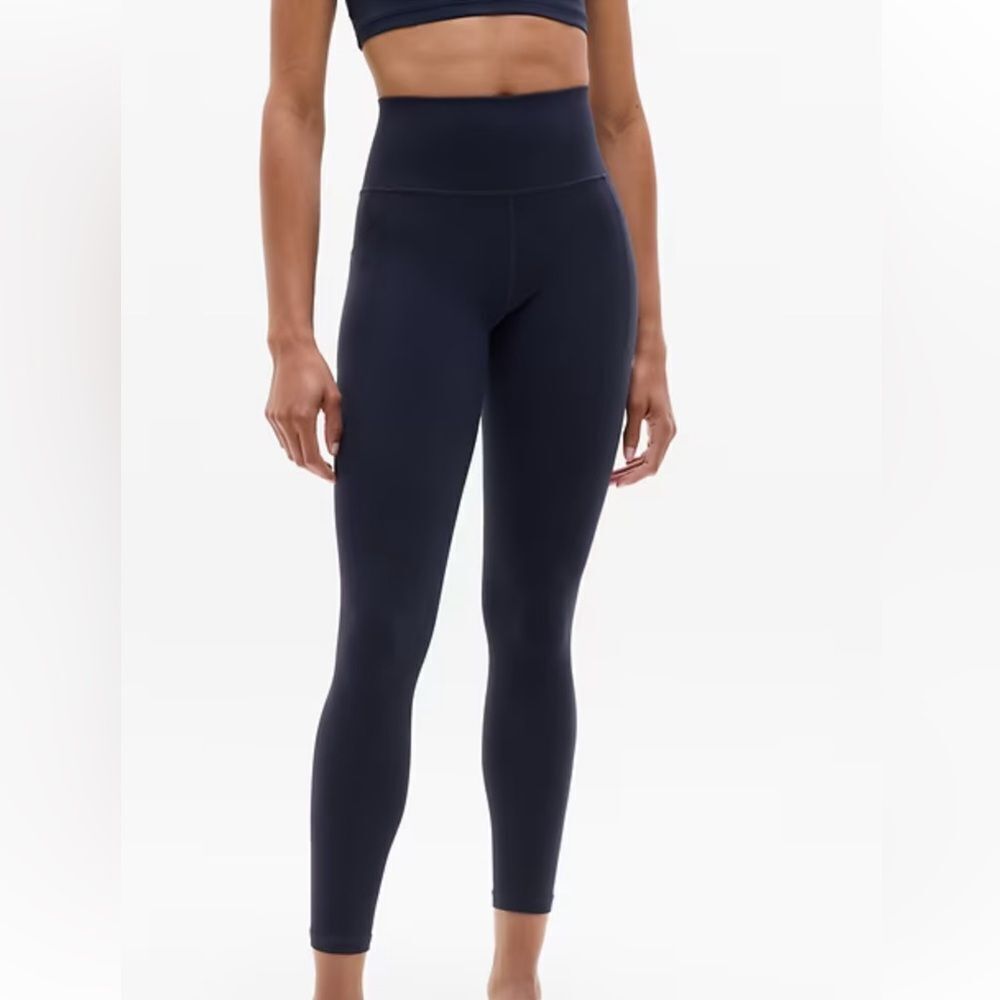 Women’s Athleta High-Waisted Black Leggings Size Xs, Nwt